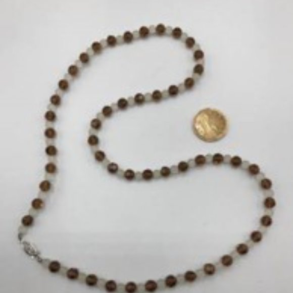 Brown and White Bead Necklace - Picture 3 of 5
